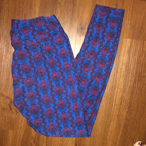 Lularoe bundle- OS Leggings and XS Julia Dress - Picture 2 of 6